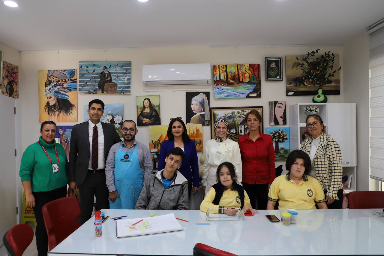 MHP li ler, Engelsiz Yaşam Merkezinde