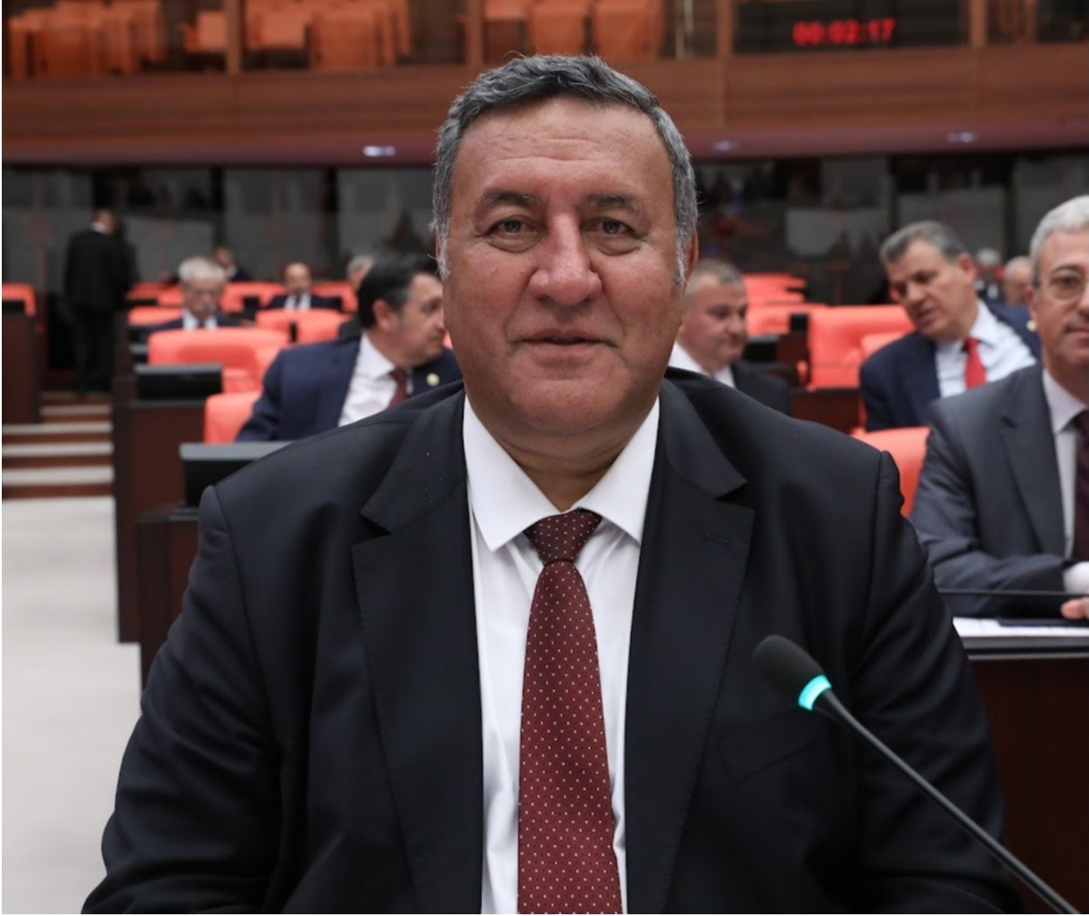 CHP MİLLETVEKİLİ ÖMER FETHİ GÜRER, “ÇİFTÇİYE SOPA GÖSTEREREK ÜRETİMDE TUTAMAZSINIZ