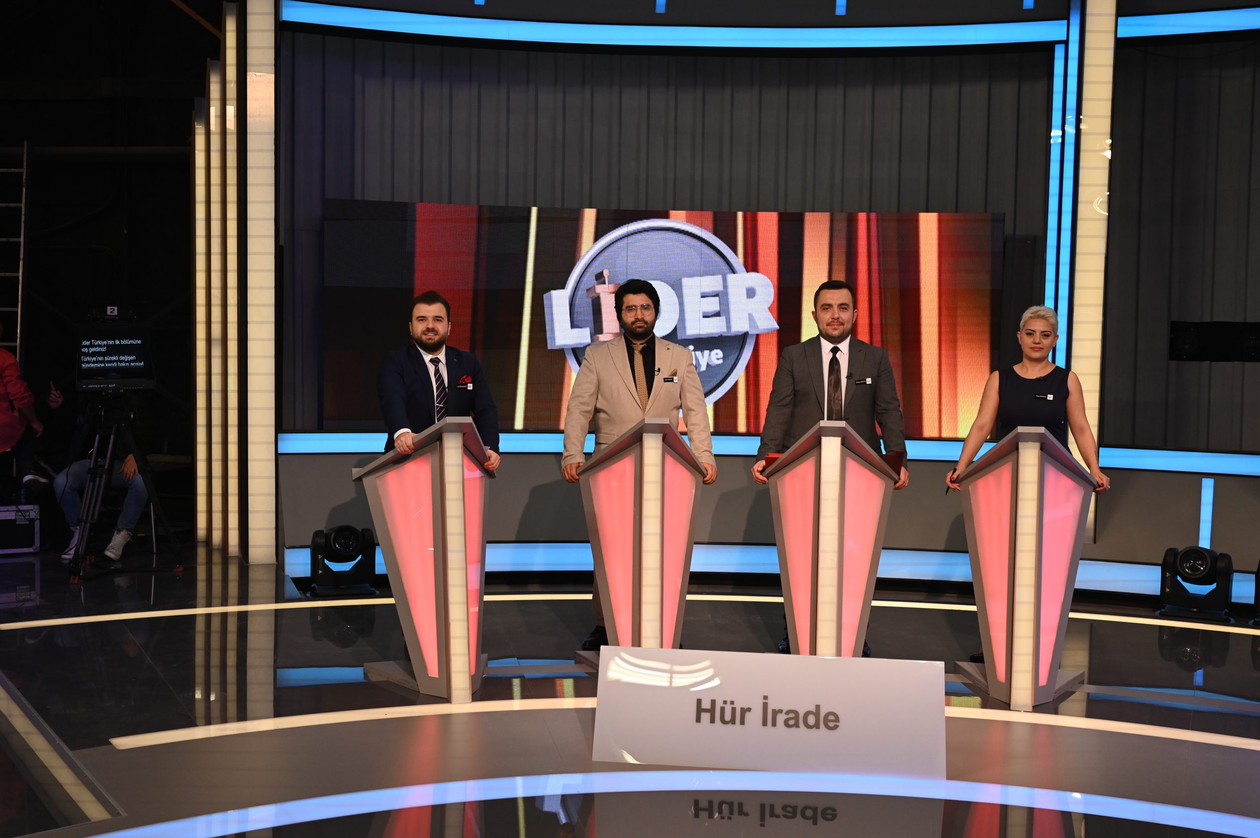 Lider Türkiye’nin İlk Bölümünde Asgari Ücret Tartışılıyor