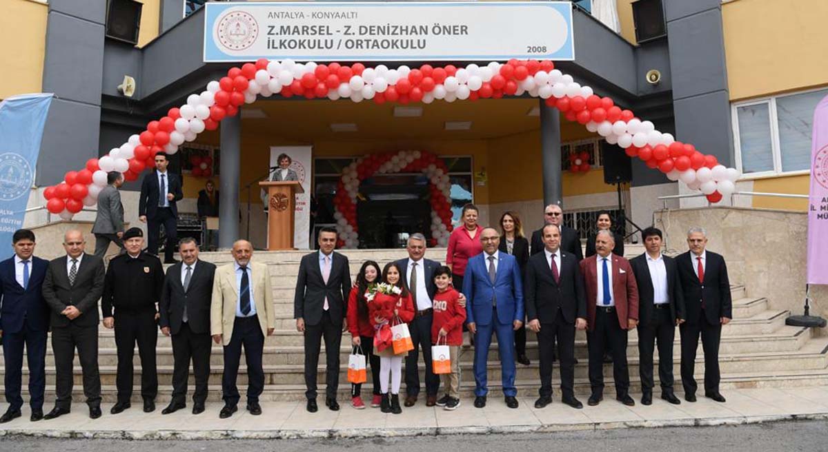 İyi İnsanlar Ve Okuyan İnsanlar Yetiştirdiğimizde Bu Ülkenin Önünde Kimse Duramaz