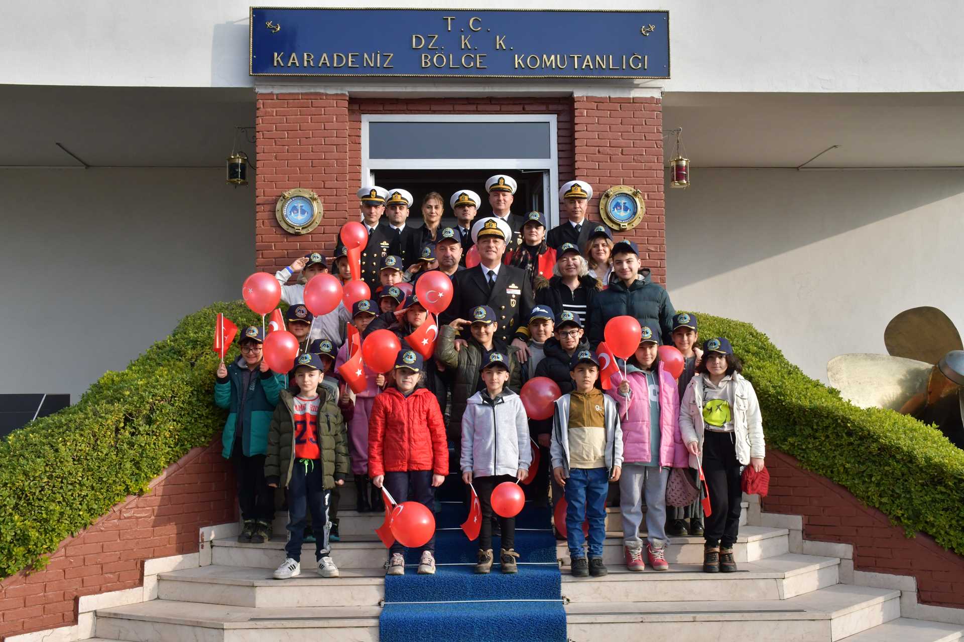 Minik Hamza Bir Hayal Kurdu, Deniz Kuvvetlerimiz Hayallerini Gerçekleştirdi