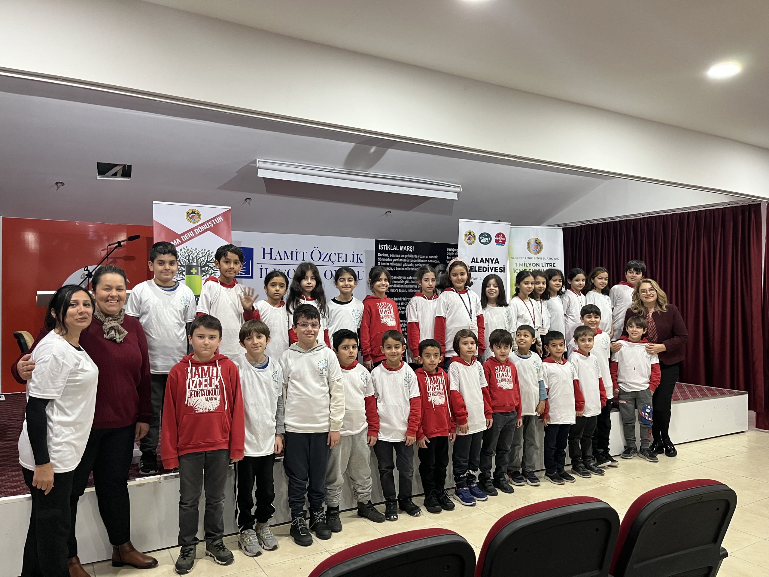 ÇEVRECİ ÖĞRENCİLERE “ATIKSIZ YAŞAM” ANLATILDI