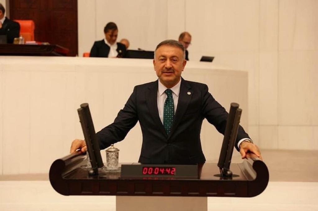 HACI ÖZKAN MERSİN HERTÜRLÜ İMKANSIZLIKLAR İÇİNDE MİLLİ MÜCADELE  VEREREK DÜNYAYA ÖRNEK OLMUŞTUR..