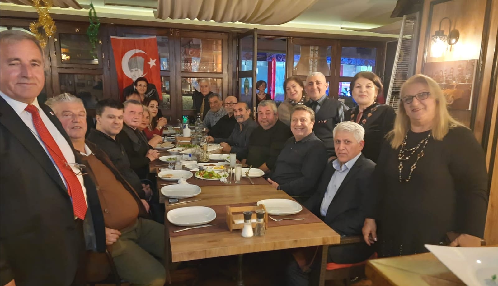 Emeklilerin gecesi muhteşemdi