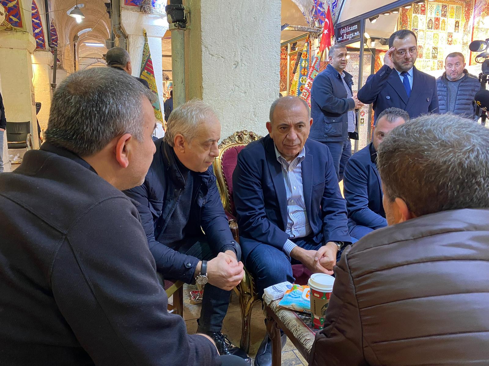 TEKİN:PTT YÖNETİCİLERİ SUÇ İŞLİYOR…