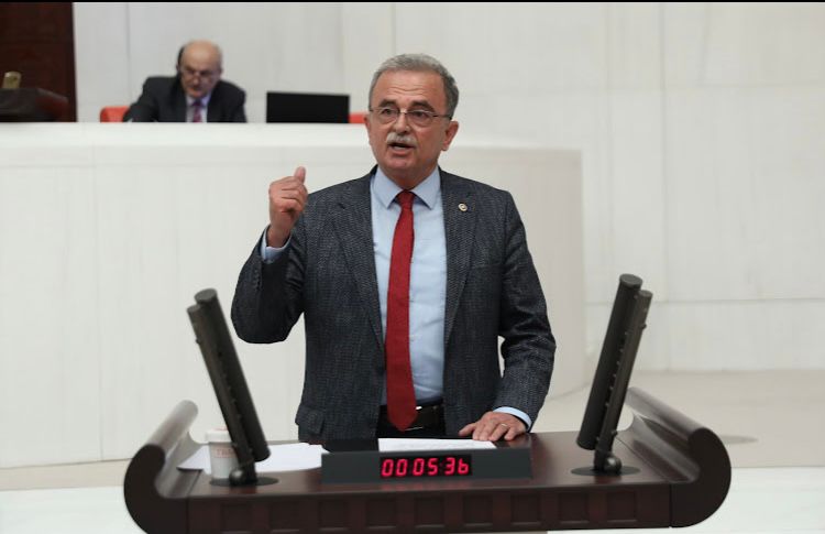 GİRGİN’DEN İKTİDARA: YARATTIĞINIZ SORUNUN ÇÖZÜMÜNDEN BAŞARI HİKÂYESİ ÇIKMAZ