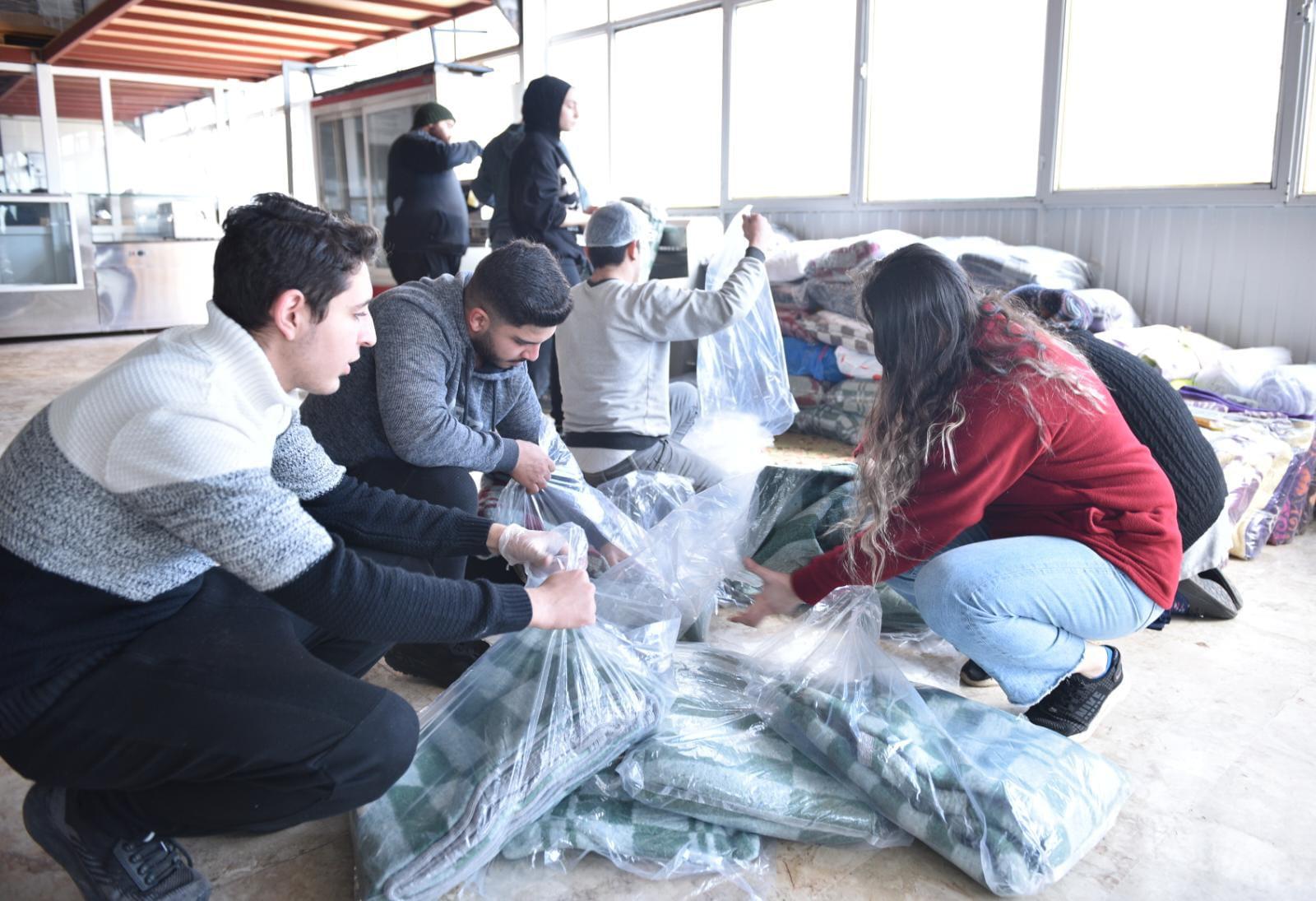 Kepez’de yürekleri ısıtan bağış