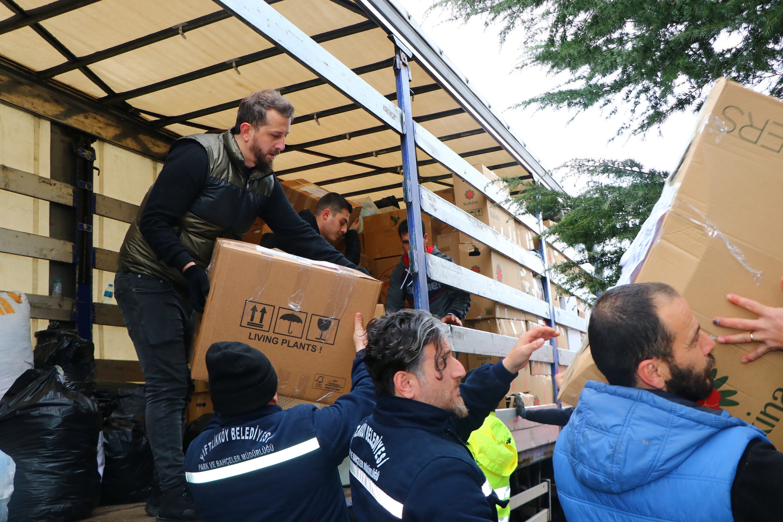 BAŞKAN SİLPAGAR, 3. YARDIM TIRINI YOLCU ETTİ