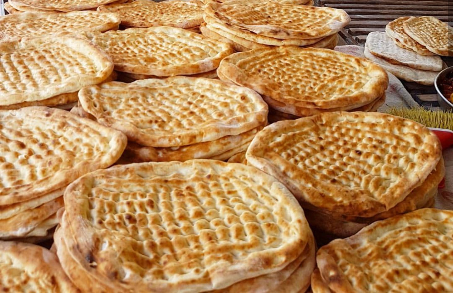 CANI YANMIŞ MİLLETİN SIRTINDAN RANT ELDE ETMEK CAİZMİ?