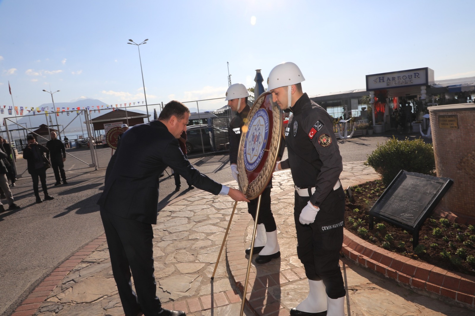 ATATÜRK’ÜN ALANYA’YA GELİŞİNİN 88. YIL TÖRENİ YAPILDI