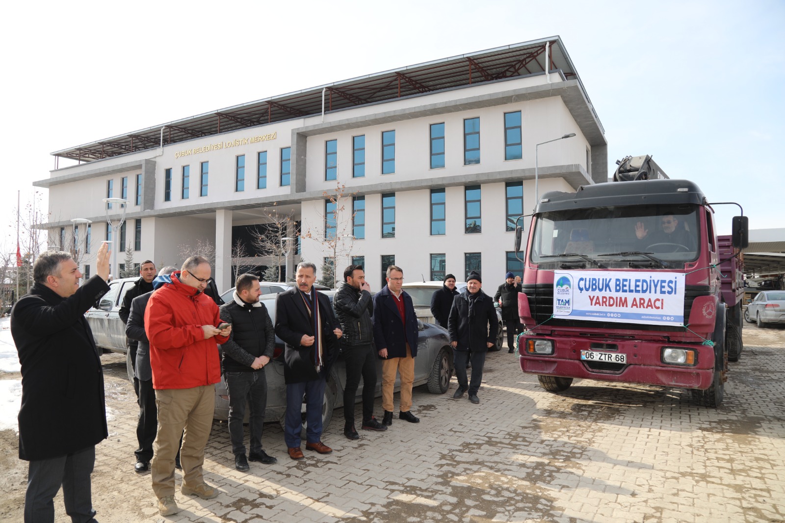 Deprem Yaralarının Sarılması İçin Çubuk’ta Yardım Seferberliği