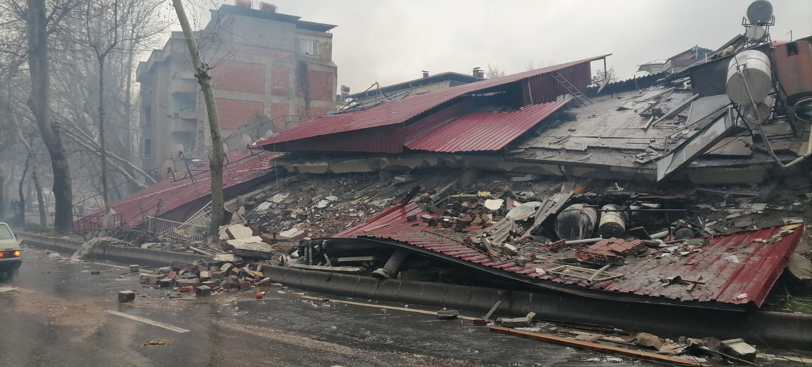 Türk halkı Dayanışma Ruhunu Tüm Ülkede Yansıttı…