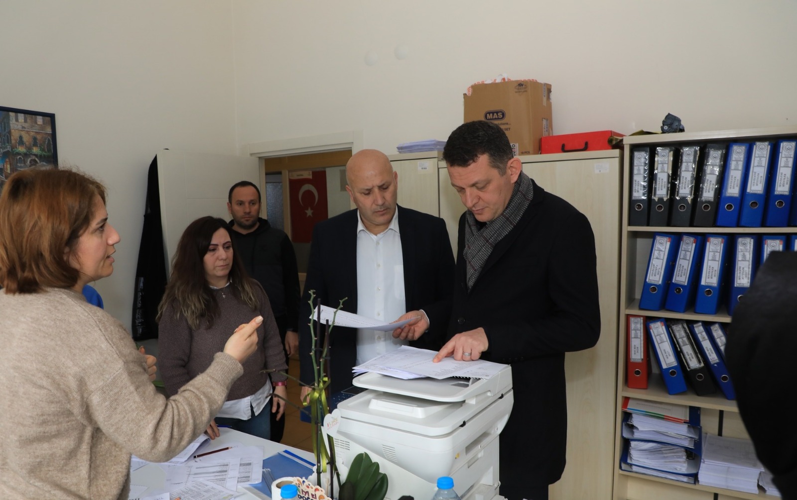 KAYMAKAM ÜRKMEZER ALANYA SOSYAL HİZMETLER MERKEZİ’Nİ ZİYARET ETTİ