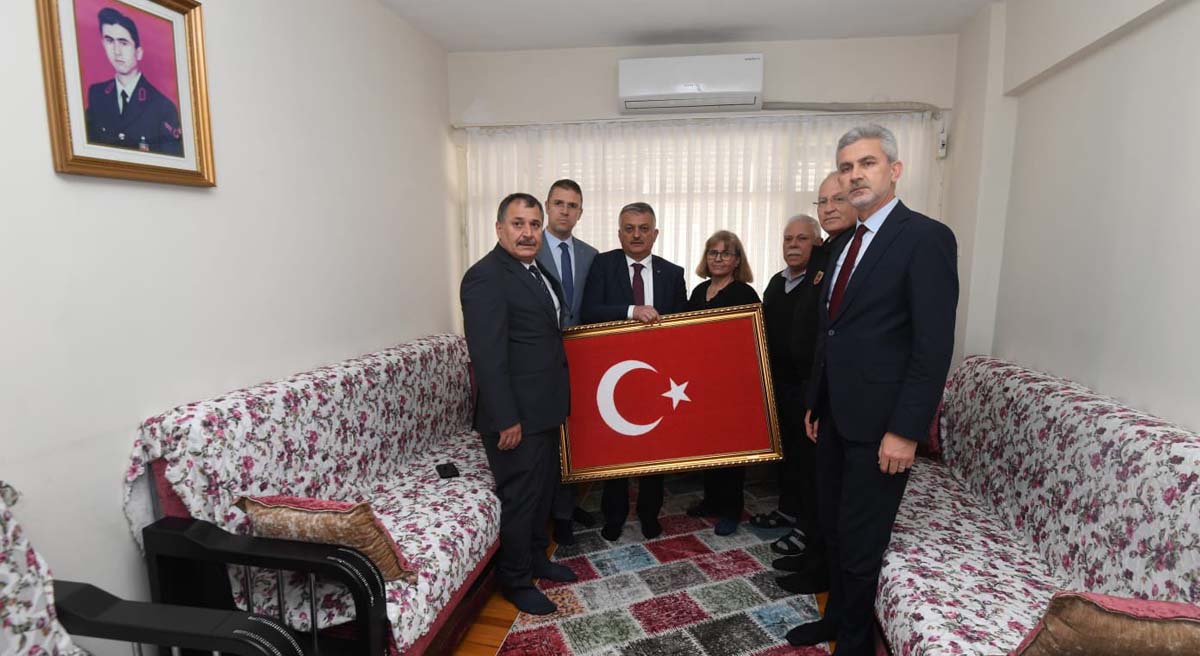 Vali Yazıcı, 8 Mart Dünya Kadınlar Günü’nde Şehit Annelerini Unutmadı