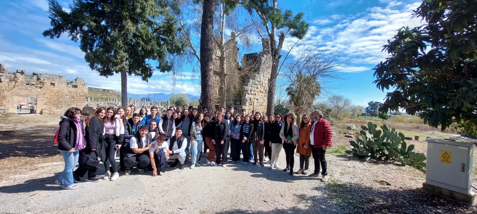 İTALYAN BÜYÜKELÇİLİĞİ EĞİTİM ATEŞESİ 28 KİŞİLİK EKİBİ İLE ALANYA’DA