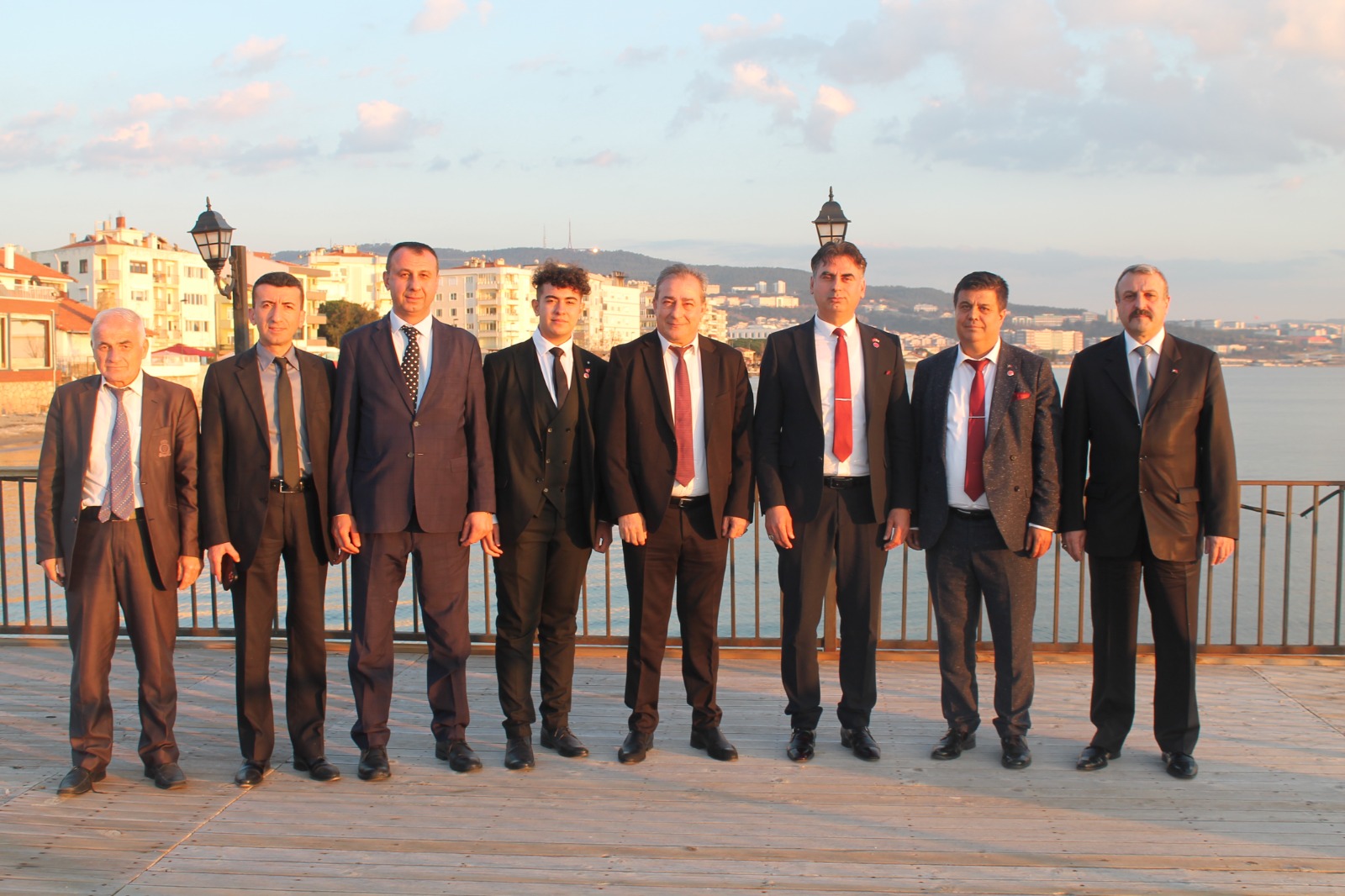 SİYASETE BÜYÜK DAMGA VURAN AYGİP PARTİSİ İFTARDA ROZET VE MAZBATA TÖRENİ