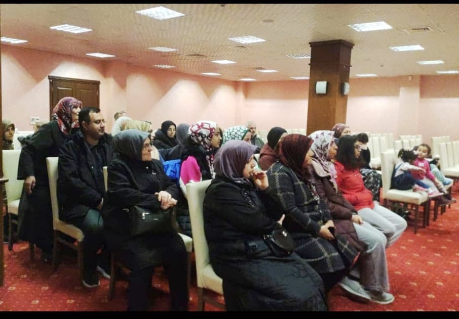 Uluslararası kadın ve toplumsal Gelişim Derneği ilimizde bulunan depremzedelerle bir araya geldi