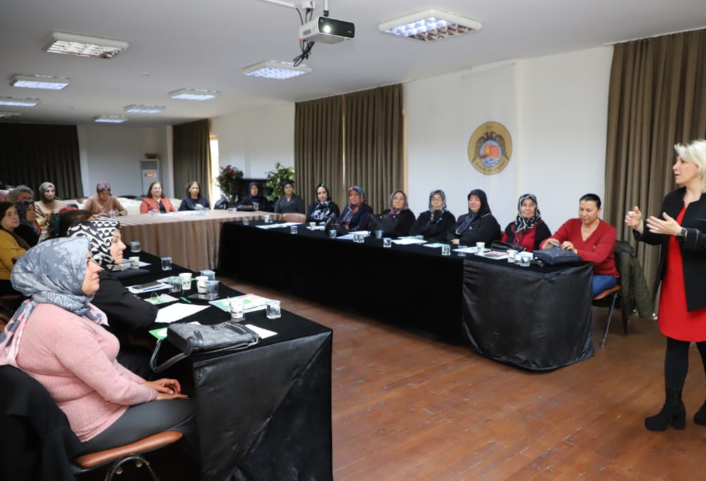 ALANYA BELEDİYESİ’NDEN BESLENME SEMİNERİ