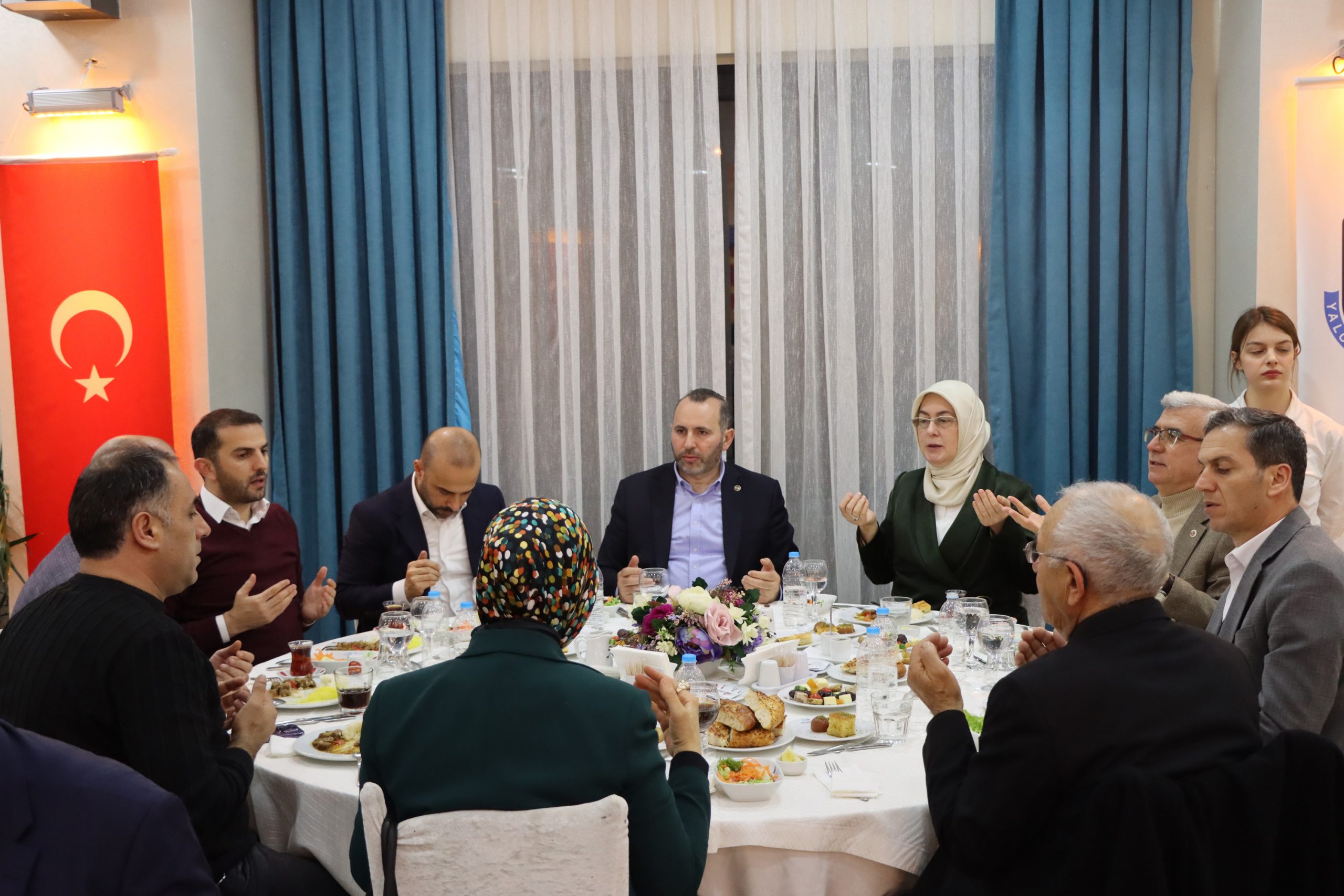 “TÜM MAHALLELERİMİZDE YATIRIMLARIMIZ DEVAM EDECEK