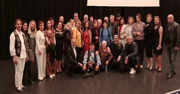 Alkışlar, Zalımın Gülü’ne