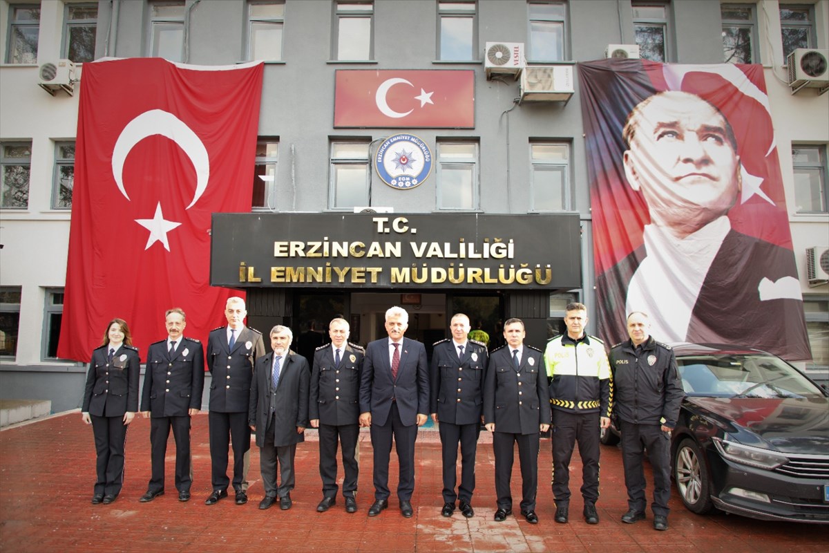 Sayın Valimiz, Daha Sonra İl Emniyet Müdürlüğünü Ziyaret Etti.