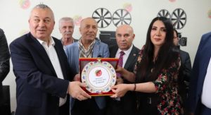 Cemal Enginyurt, Bağımsız Gazeteciler Derneği“nde sorunları dinledi.