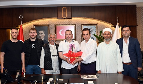 Yalova Çiftlikköy rizeliler Derneği Yalova Belediyesiyle istişarede bulundu