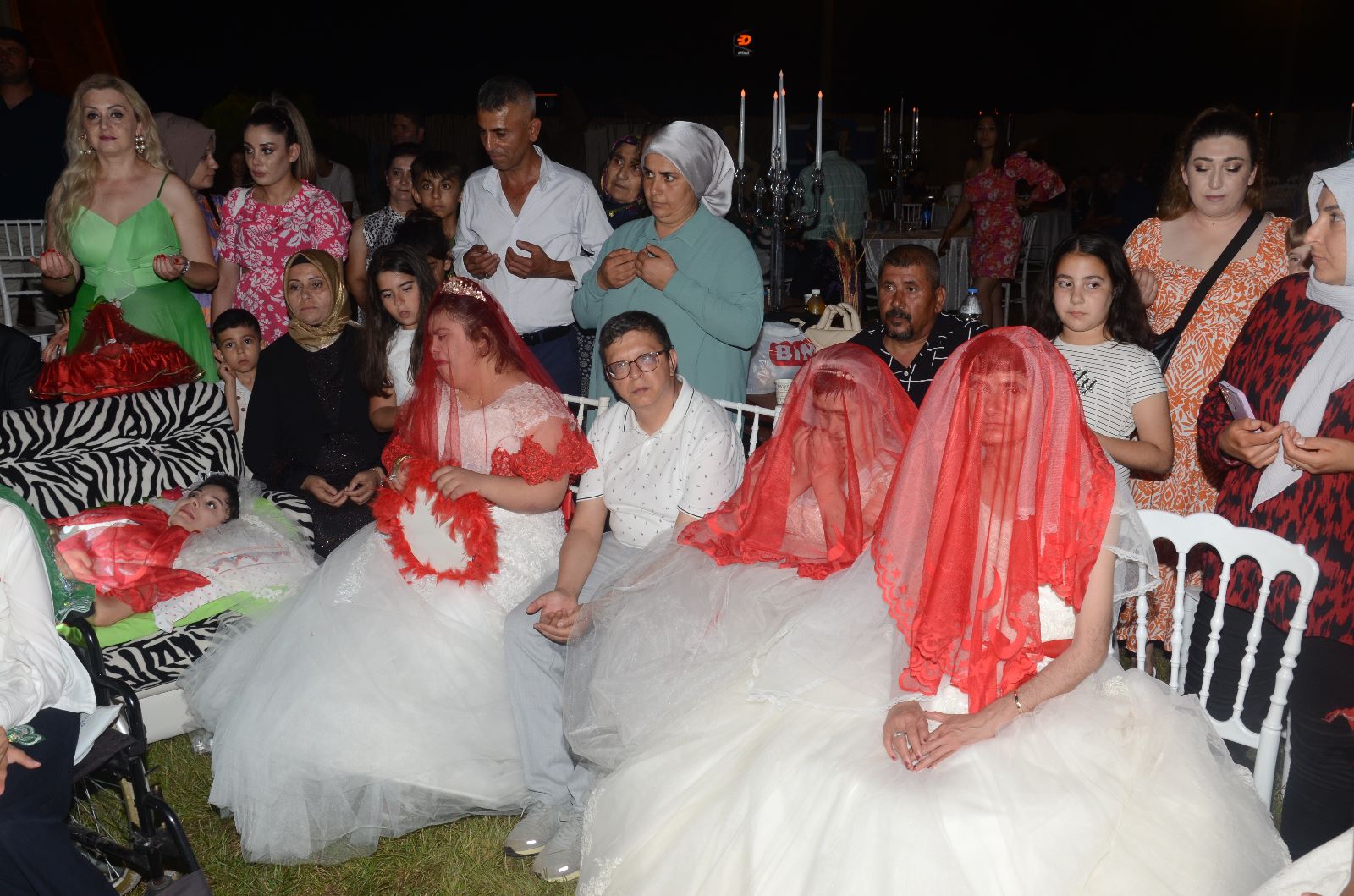 DOWN SENDROMLU GENÇLER İÇİN MASAL GİBİ BİR GECE