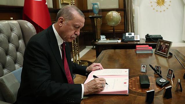 Atama kararları, Cumhurbaşkanı Recep Tayyip Erdoğan’ın imzasıyla Resmi Gazete’de Yayımlandı.