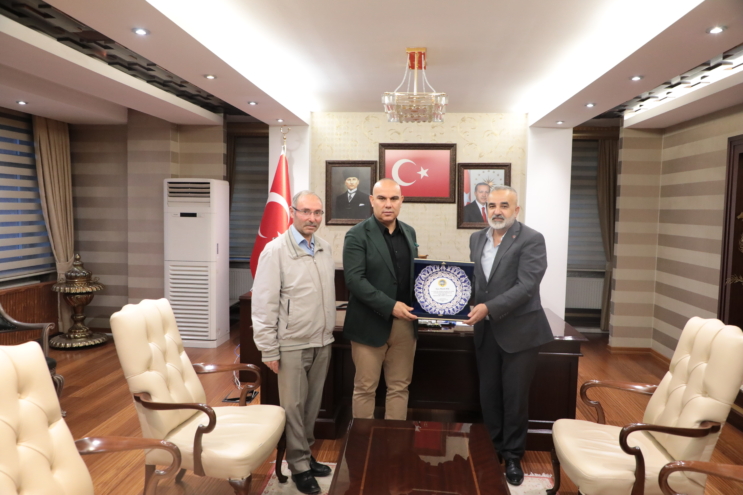 Ağrı Dağı Gazeteciler Cemiyeti’nden Vali Mustafa Koç’a Hayırlı Olsun Ziyareti