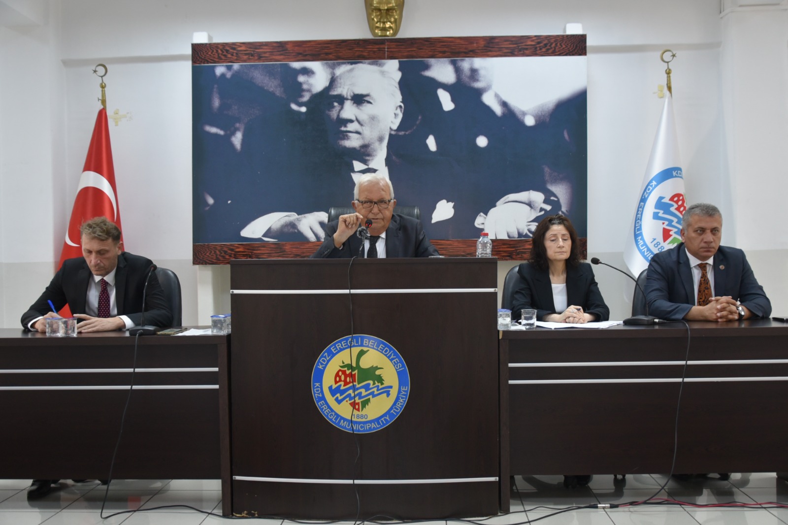 “Halil Posbıyık’ı CHP’den Uzaklaştırmak İsteyenler Avuçlarını Yalarlar”