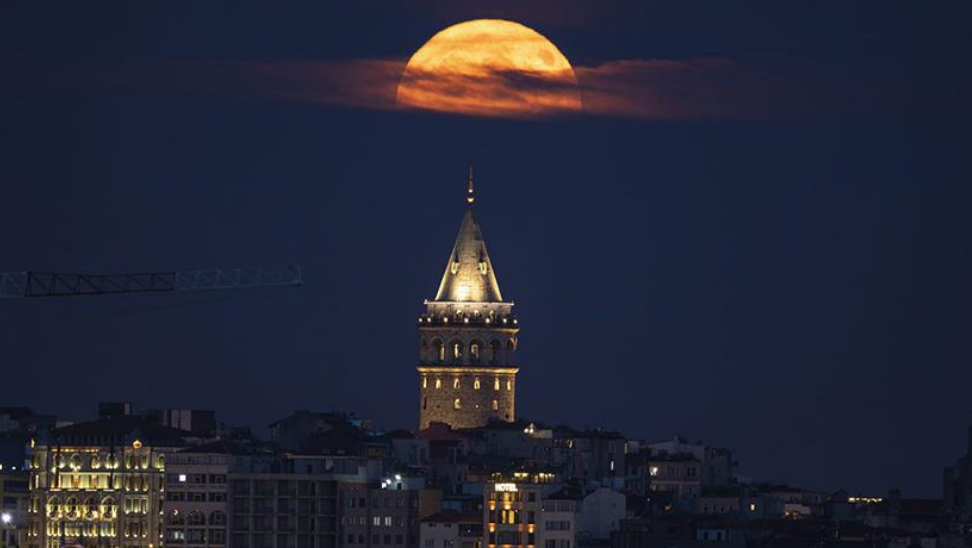 İstanbul 8 Ayda 11,5 Milyon Yabancı Ziyaretçi Ağırladı