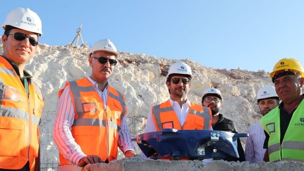 Sismik İzolatörlü ‘Yeni Eyyübiye Paykent’ Konutları Yükseliyor