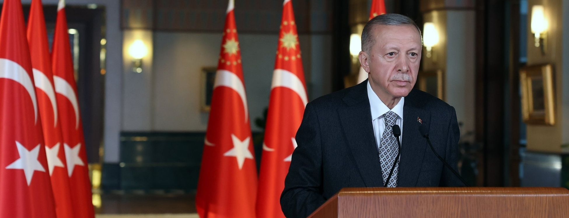 Biz Milletimize Efendi Olmaya Değil Hizmetkar Olmaya Geldik