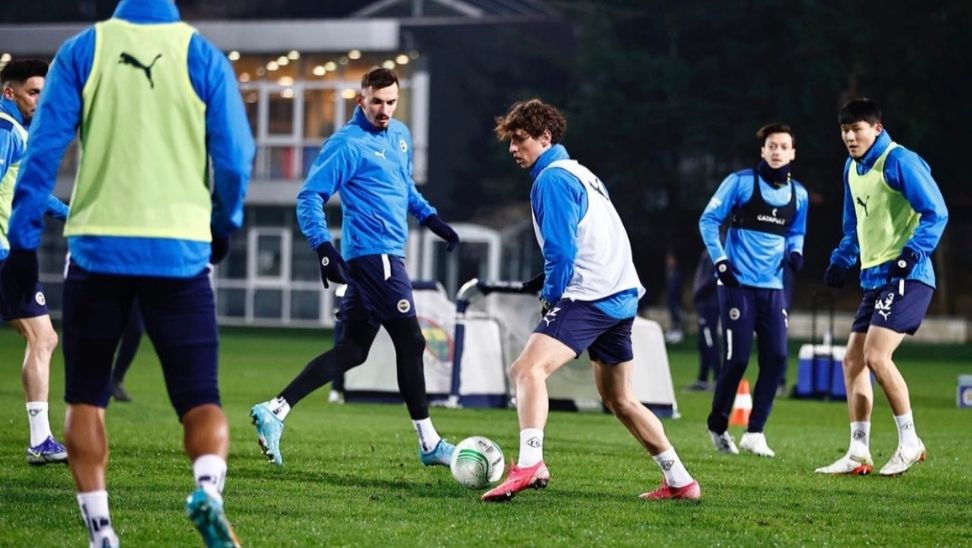 Bora Aydınlık Hull City’e Kiralandı