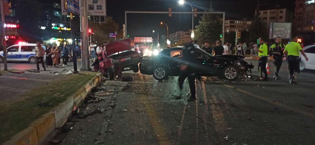 Elazığ’da Kaza: 6 Yaralı