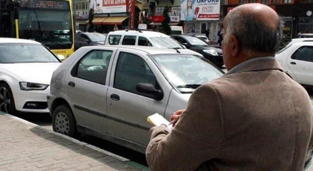 Fahri trafik müfettişlerine şok ceza