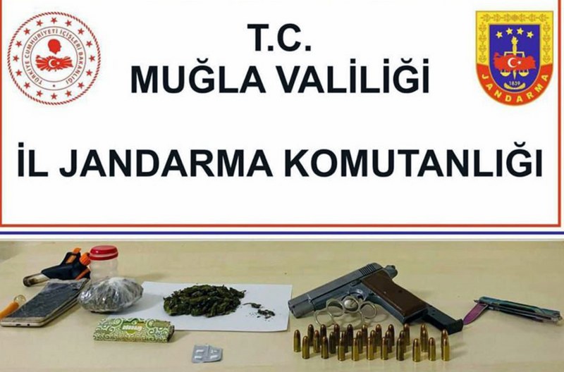 Uyuşturucu Operasyonunda 10 Kişi Gözaltına Alındı
