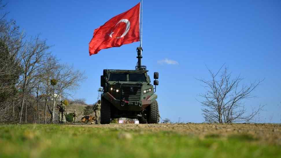 Yunanistan’a Yasa Dışı Yollarla Geçmeye Çalışan 18 Şahıs Yakalandı