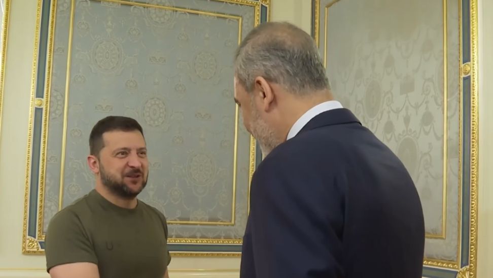 Zelenskiy’den Bakan Fidan Paylaşımı