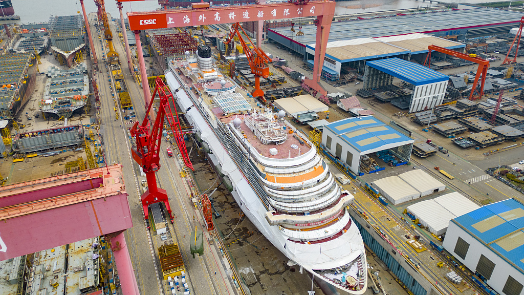 Çin Yapımı İlk Dev Kruvaziyer Gemisi Deneme Seferine Başladı