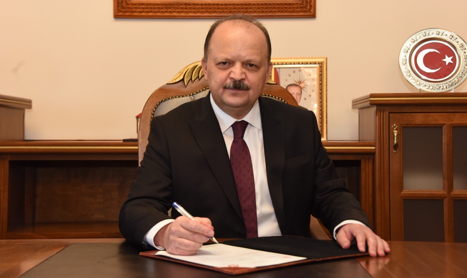 Kastamonu Valisi Meftun Dallı Görevine Başladı