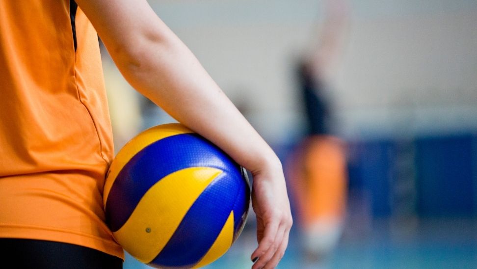 Artvinspor Kadın Voleybol Takımı 249 metrede voleybol oynadı