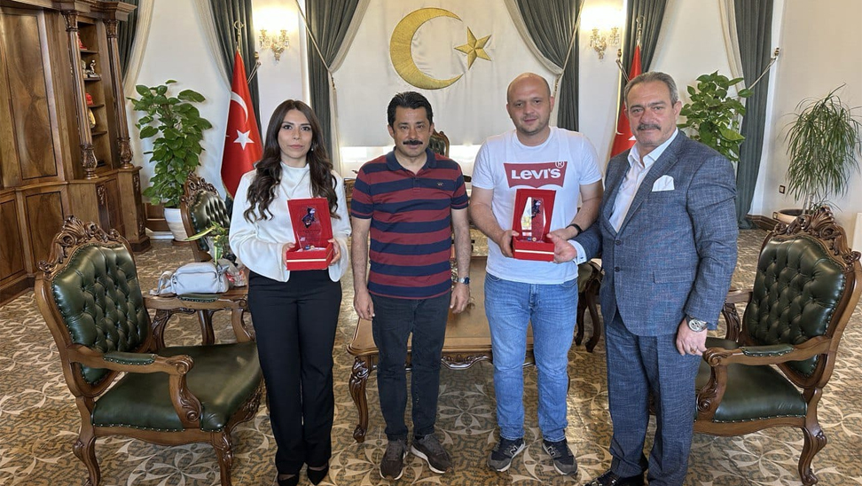 TİMBİR’den Koordinatör Kaymakamlara plaket