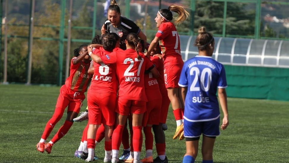 Beylerbeyispor Adana İdmanyurdu’na gol oldu yağdı