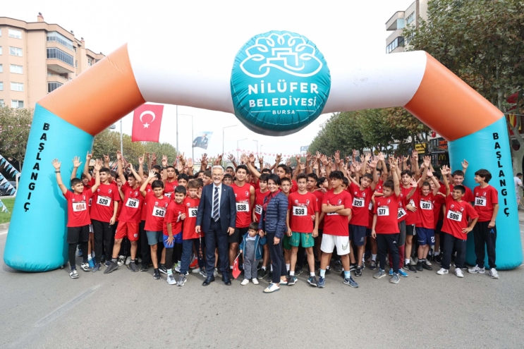 Bursa Nilüfer Cumhuriyet’in 100’üncü yılı için koştu