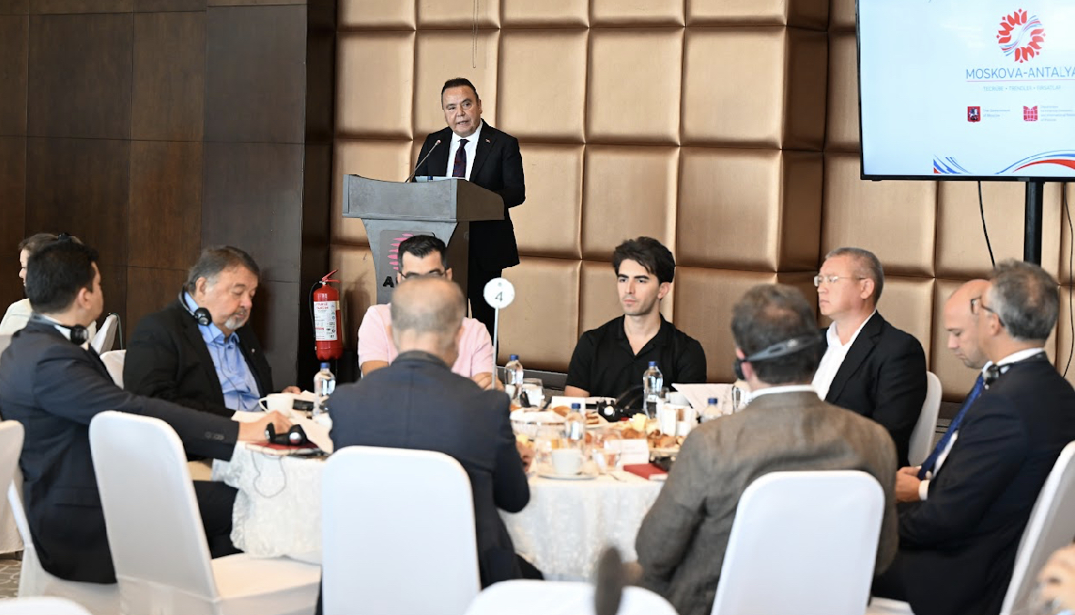 Başkan Böcek “Birlikte çok önemli işler yapabiliriz”