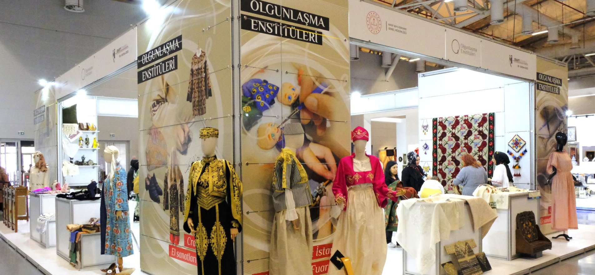 Olgunlaşma enstitüleri, El Sanatları Onur Ödülü’ne layık görüldü.