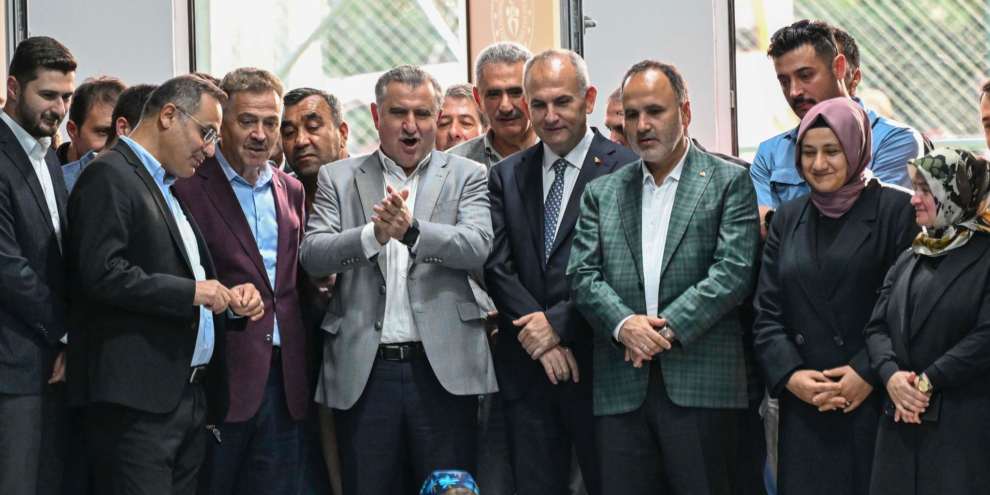 7 Buçuk Milyon Çocuğumuza Yüzme Öğrettik