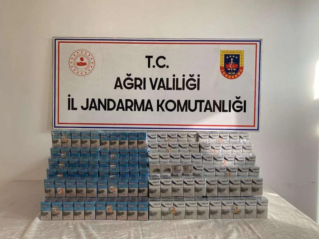 Ağrı’da Jandarma yol aramasında kaçakçılara göz açtırmıyor